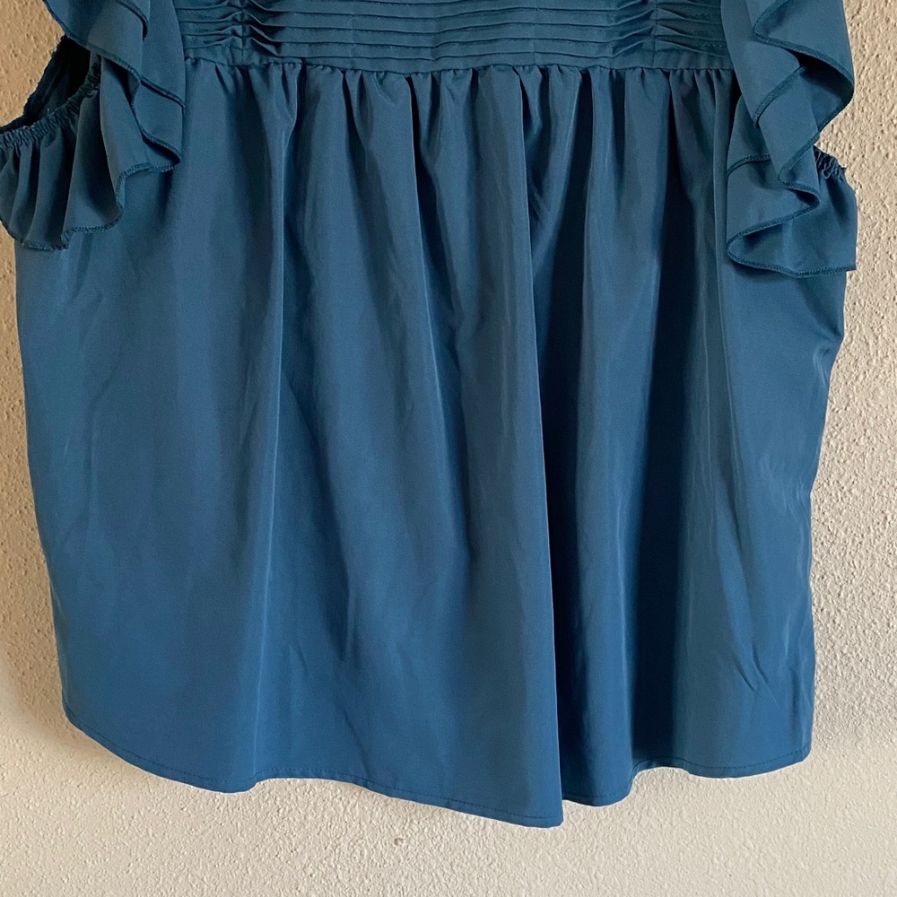 SHEIN Blue Ruffled Blouse - Picture 5 of 8